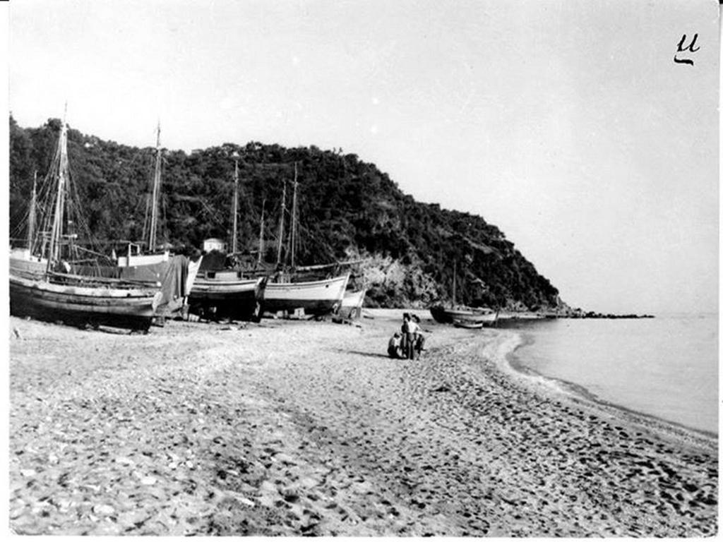 Papa Nero Beach House Agios Ioannis  المظهر الخارجي الصورة